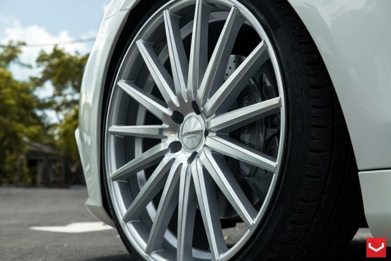 Llantas Vossen VFS2 22"