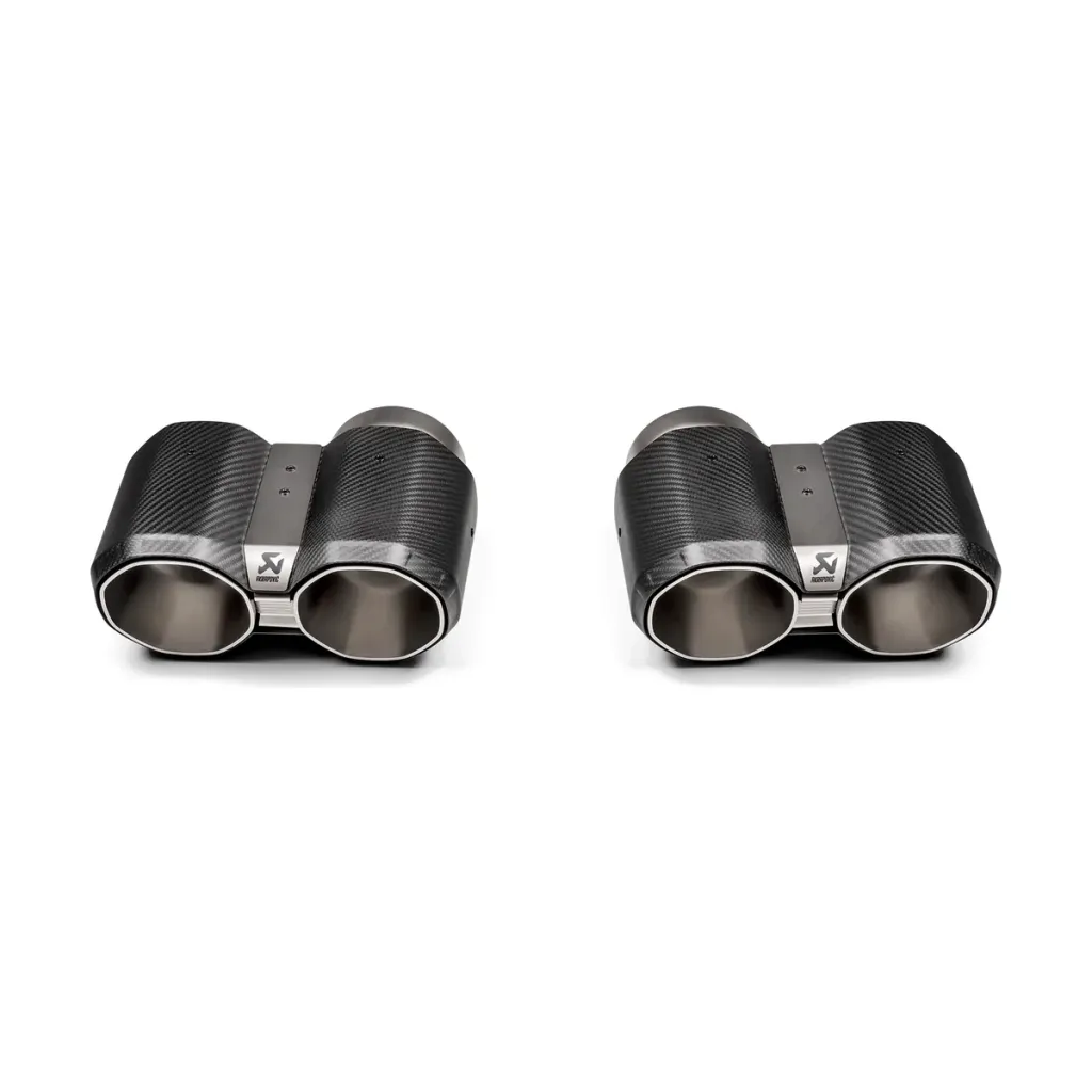 Colas de escape Akrapovič de carbono para BMW M3 G80