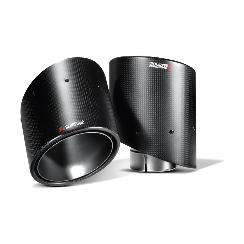 Colas de escape Akrapovič de carbono para Nissan 370Z