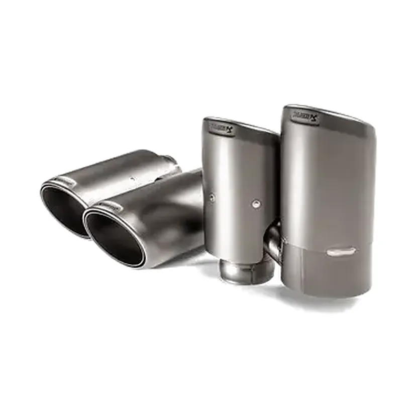 Colas de escape Akrapovič de titanio para Porsche Cayenne PO536