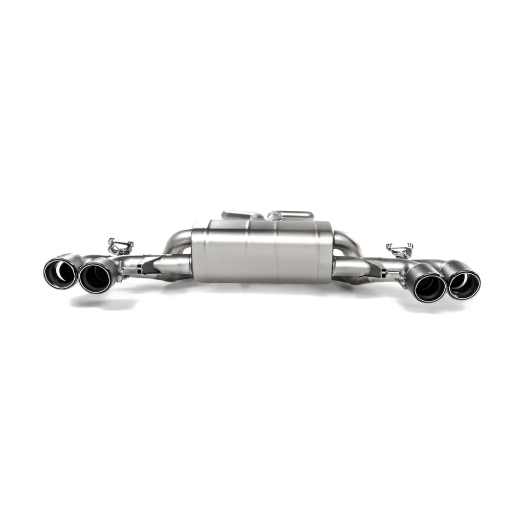 Escape Evolution Line Akrapovič de titanio para BMW M5 F90